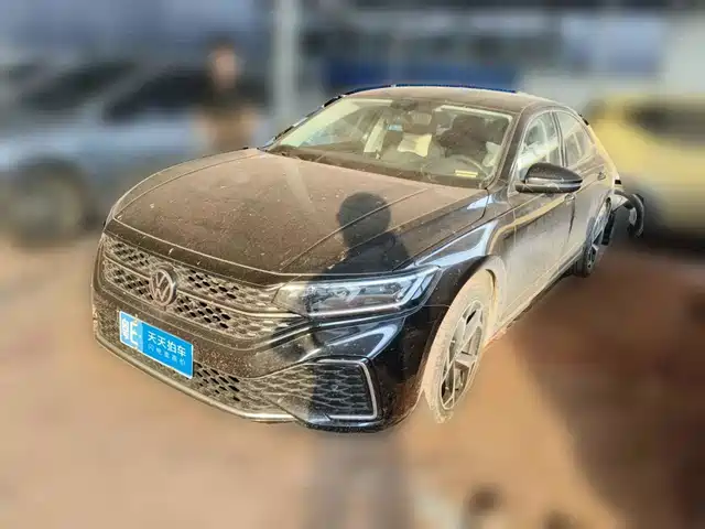 Volkswagen Passat 2024 330TSI Starlight Elite Edition — фото 1