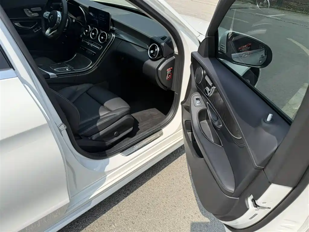 Mercedes-Benz C-Class 2020 Facelift C 260 L Sport фото 19