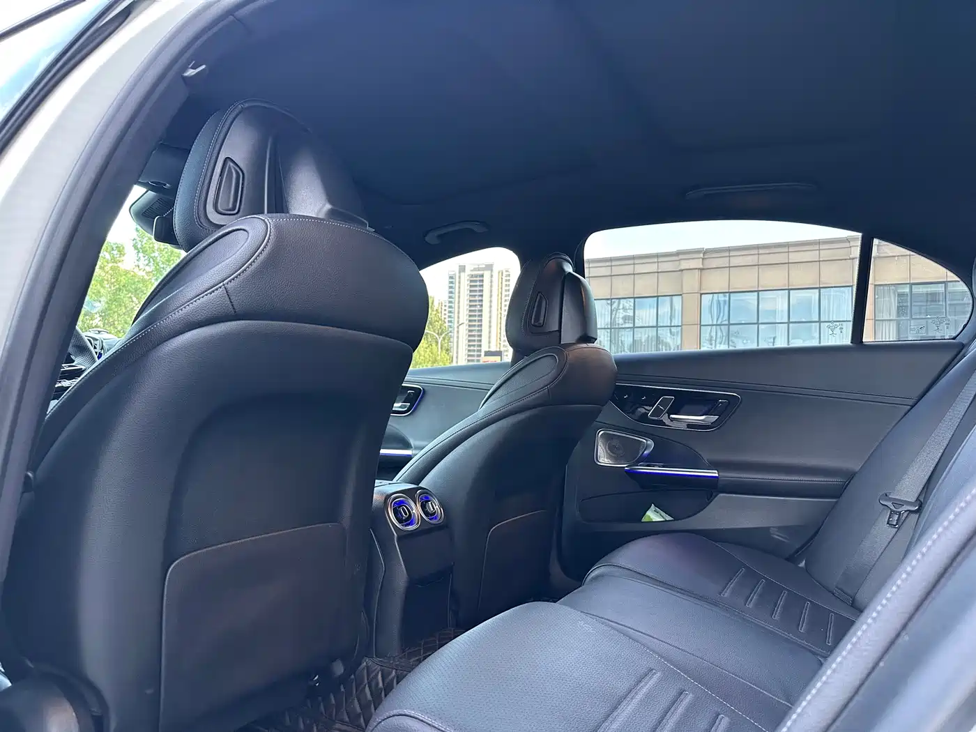 Mercedes-Benz C-Class 2022 C 260 L Night Sport Edition фото 6