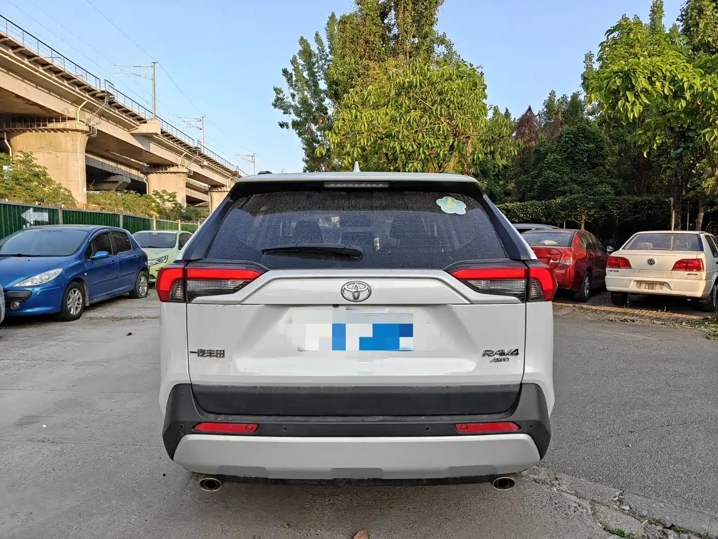 Toyota RAV4 Rongfang 2023 2.0L CVT 4WD Adventure Plus Edition фото 5