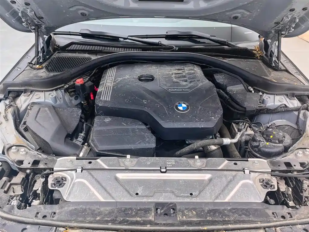 Photo 17 - BMW 2 Series (Import)
