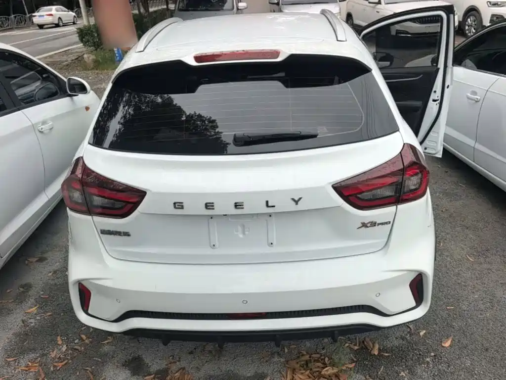 Geely Vision X3 2022 2021 PRO 1.5L CVT Premium