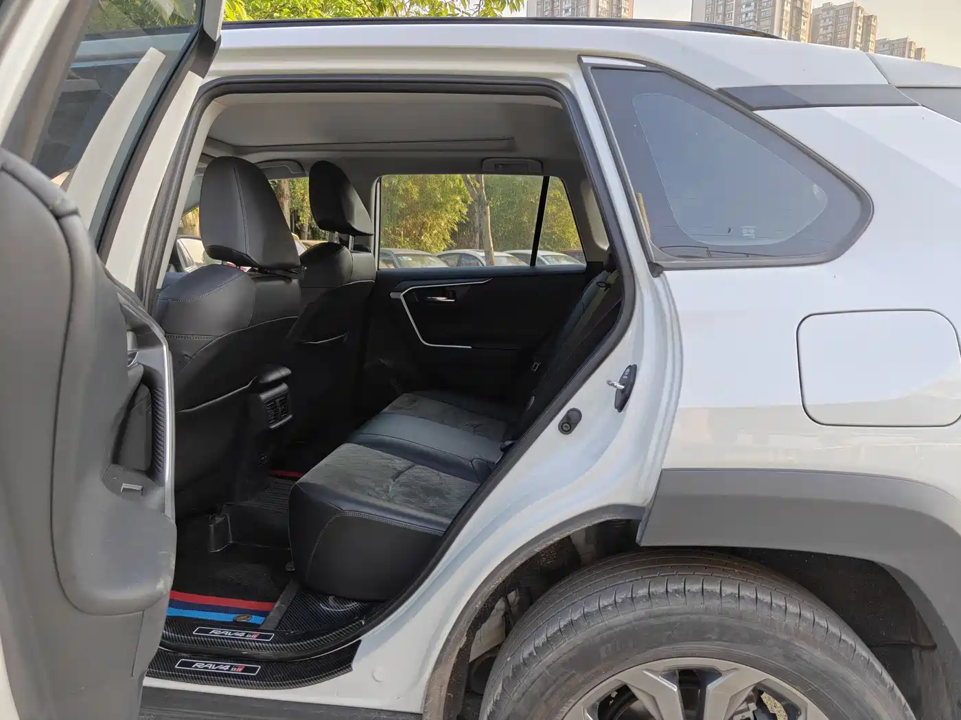 Toyota RAV4 Rongfang 2023 2.0L CVT 4WD Adventure Plus Edition фото 13