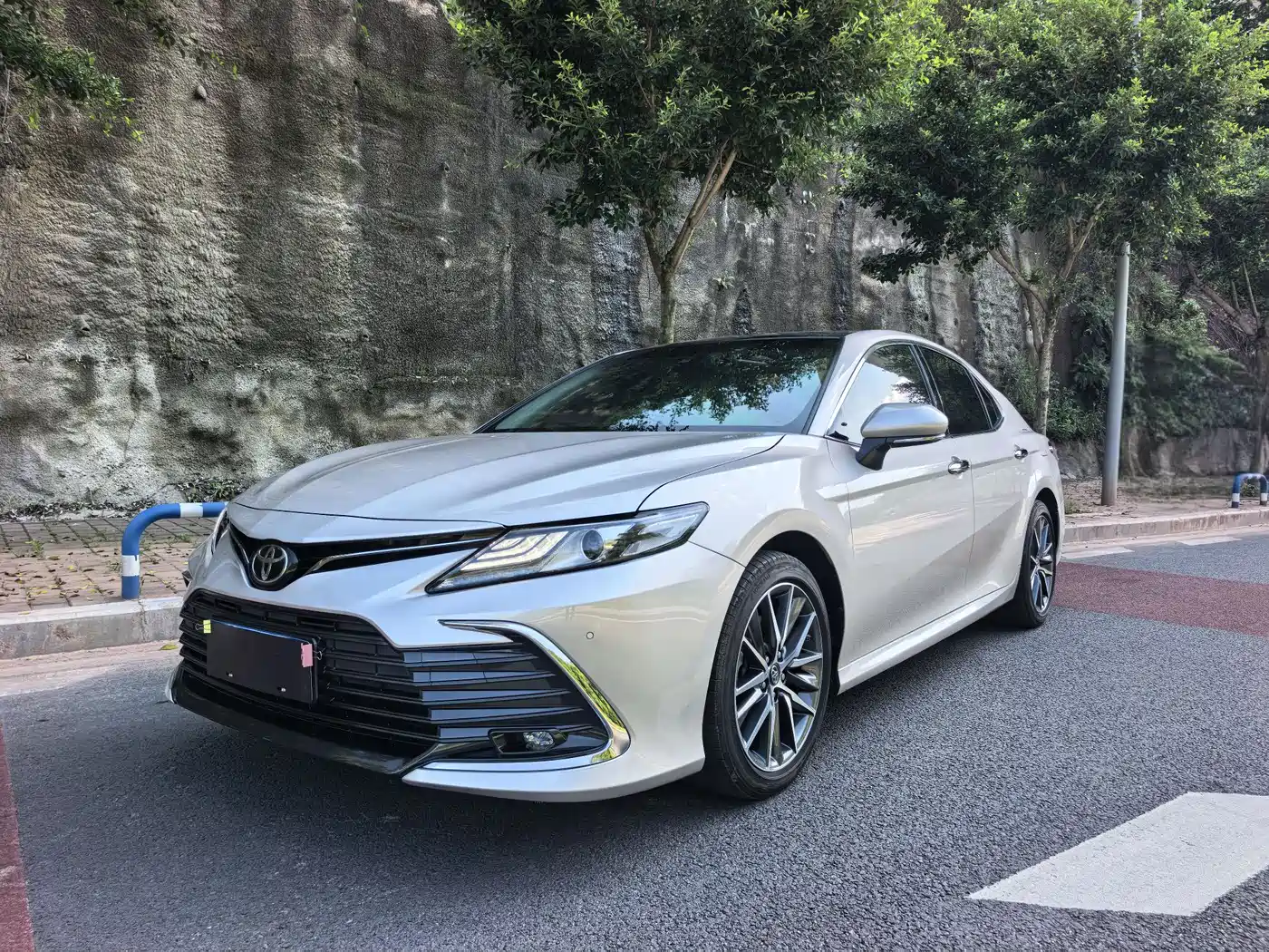 Toyota Camry 2021 2.5G Luxury Edition