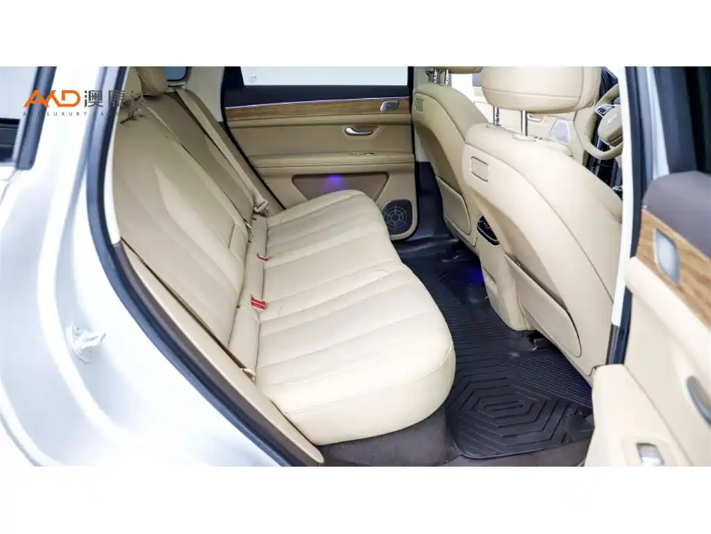 AITO Wenjie AITO M7 2024 1.5T Smart AWD Max Edition 5-Seater фото 8