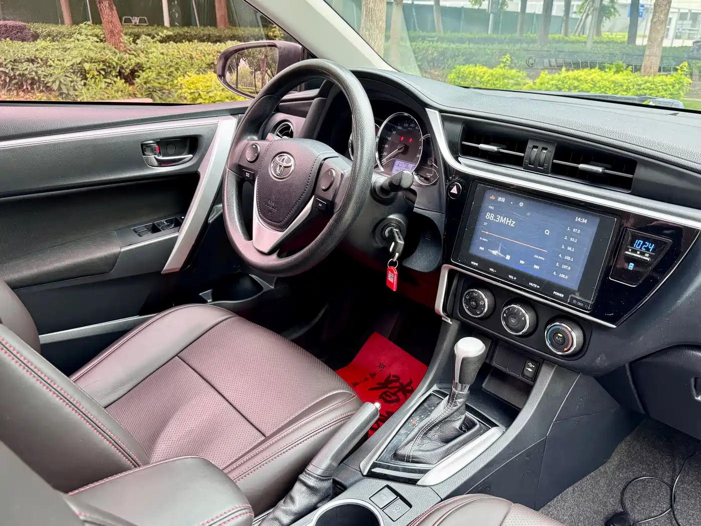 Toyota Levin 2017 Facelift 185T CVT Elite (China V) фото 6