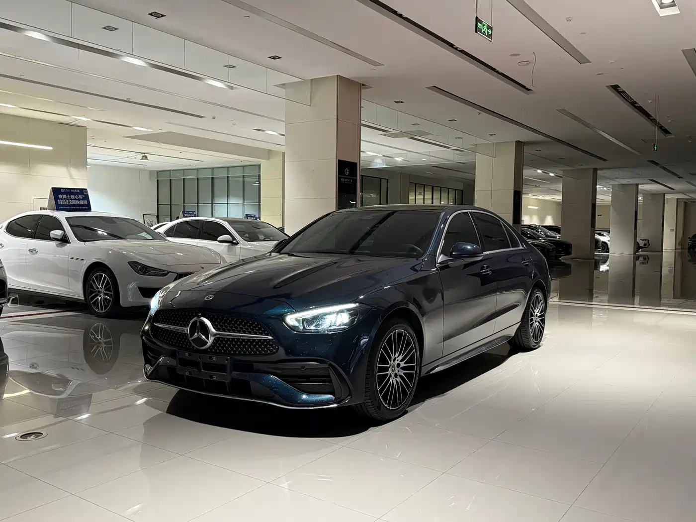 Mercedes-Benz C-Class 2023 Facelift II C 260 L Sport Edition фото 3