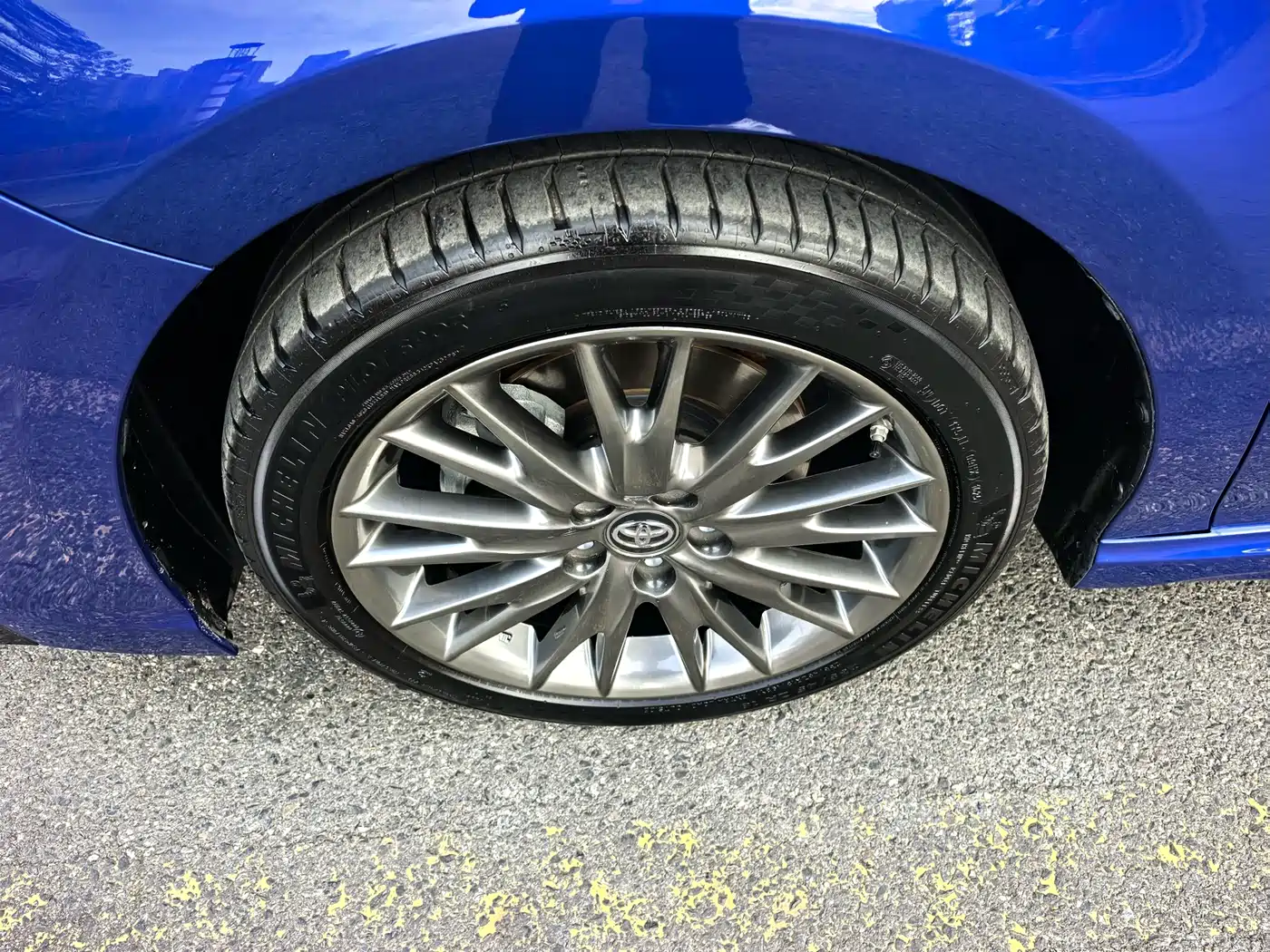 Toyota Camry 2021 Hybrid 2.5HS Fashion Edition фото 12