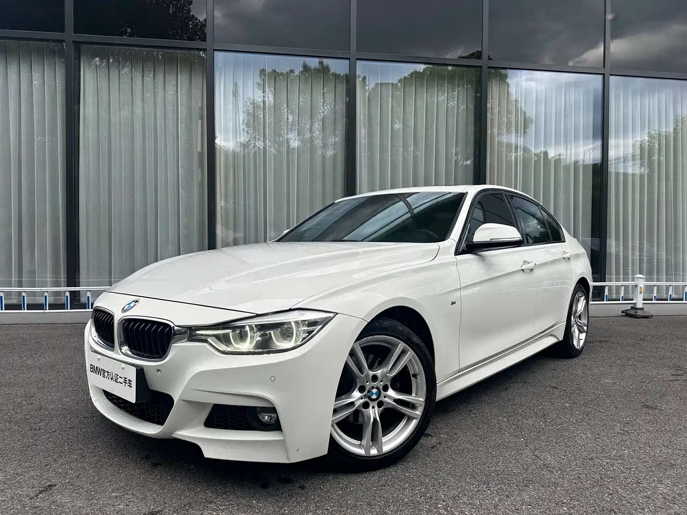 BMW 3 Series 2018 320i M Sport Package