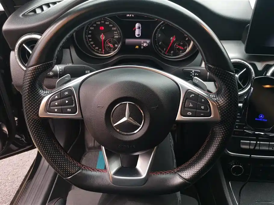 Mercedes-Benz CLA (Import) 2017 Facelift CLA 220 4MATIC фото 15