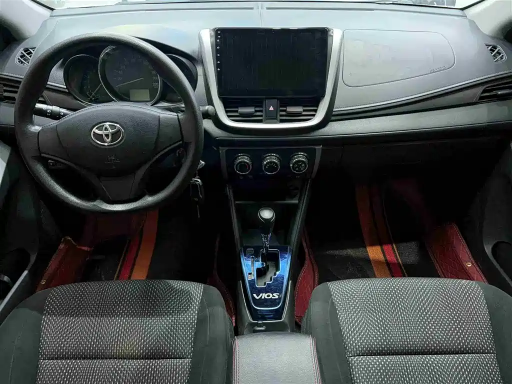 TOYOTA VIOS