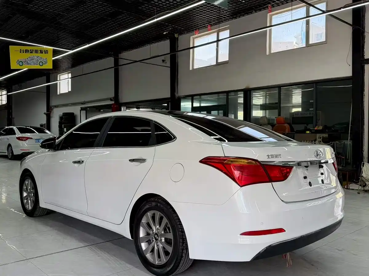 Hyundai Mistra 2014 1.8L Auto Smart GLS фото 7