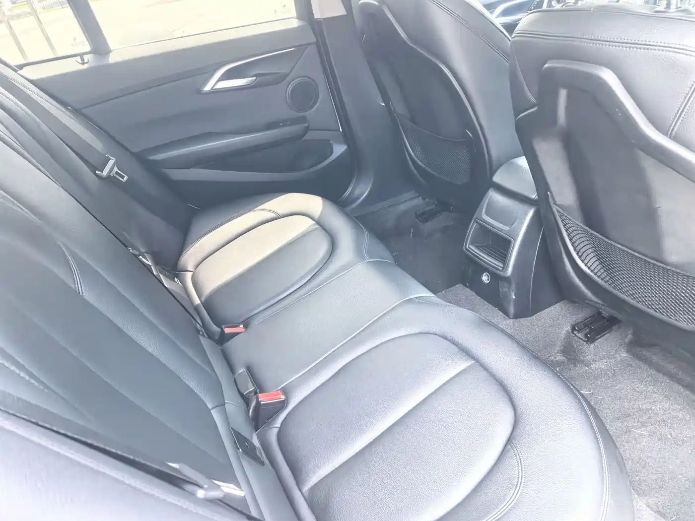 BMW 1 Series 2017 118i Sport фото 18