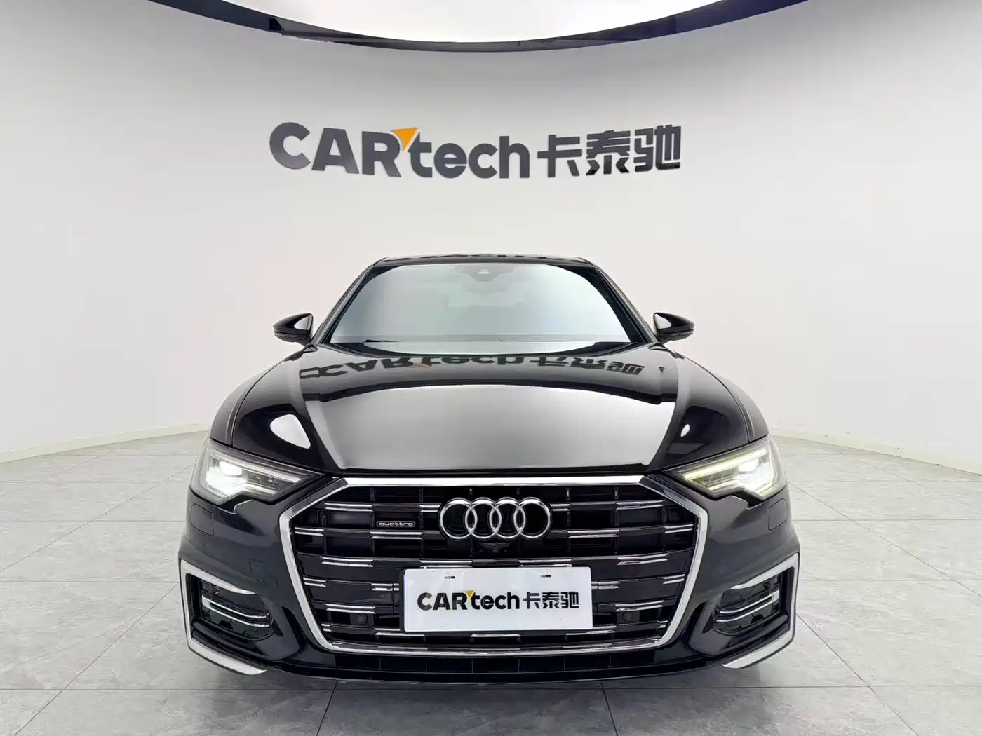 Audi A6L 2021 45 TFSI quattro Exclusive Sport фото 2