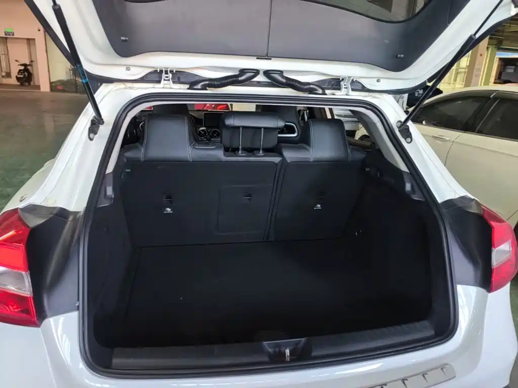 Mercedes-Benz GLA 2015 2015 GLA 200 Dynamic