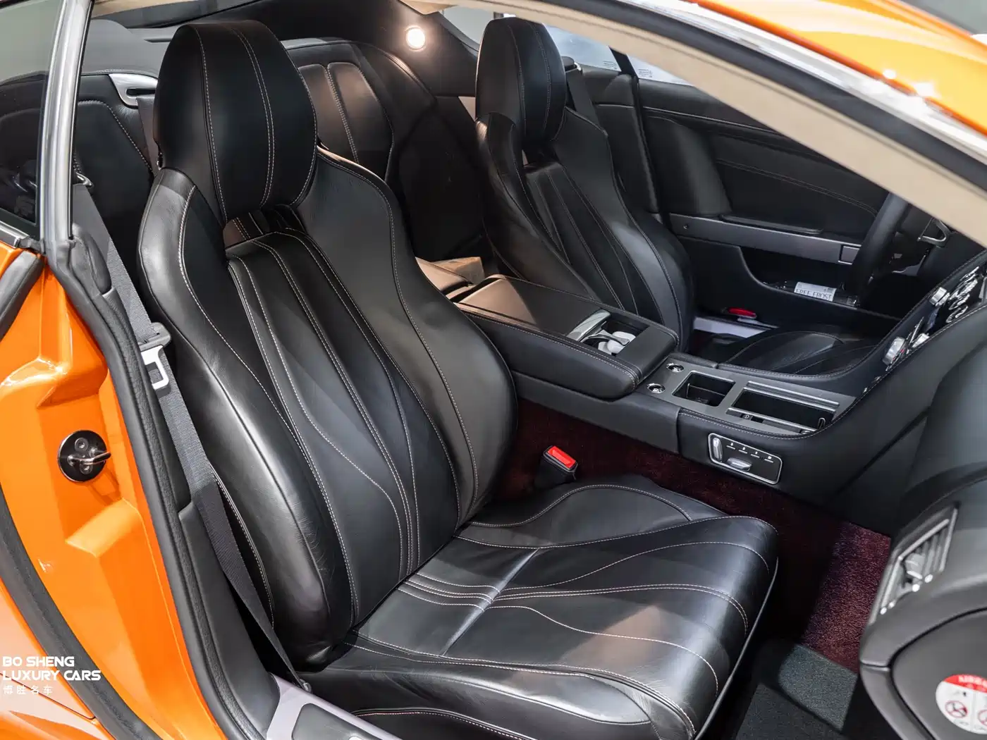 Aston Martin Virage 2012 6.0 Coupe фото 15