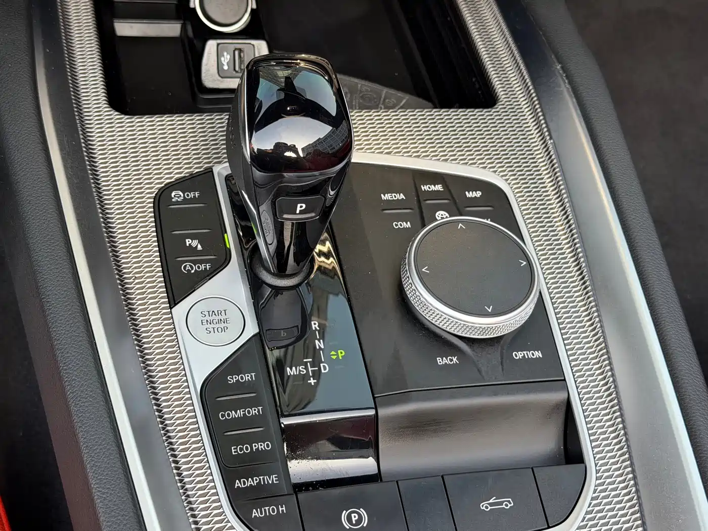 BMW Z4 2022 M40i M Sport Performance фото 10
