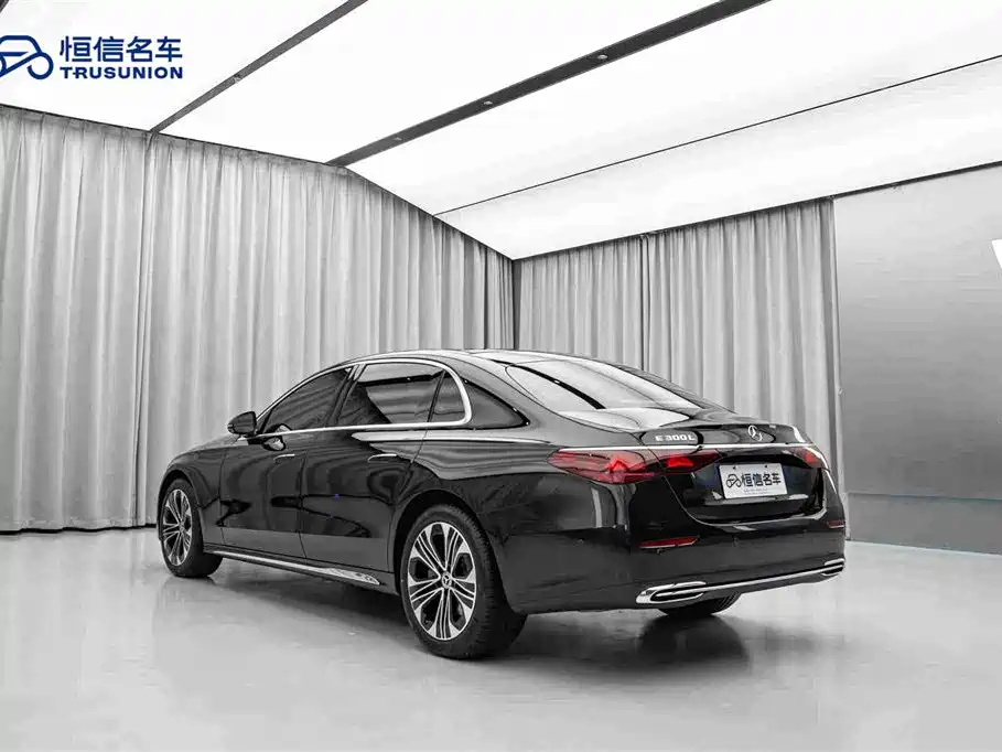 Mercedes-Benz E-Class 2026