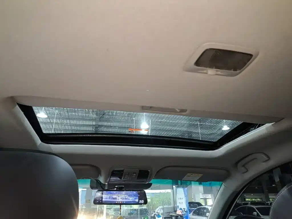 Luxgen U6 SUV 2018 2018 1.8T Classic Sunroof Edition