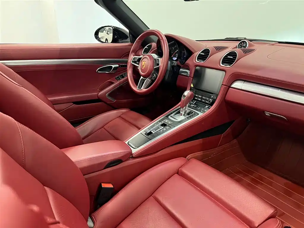 Porsche 718 2022 Boxster 2.0T фото 15