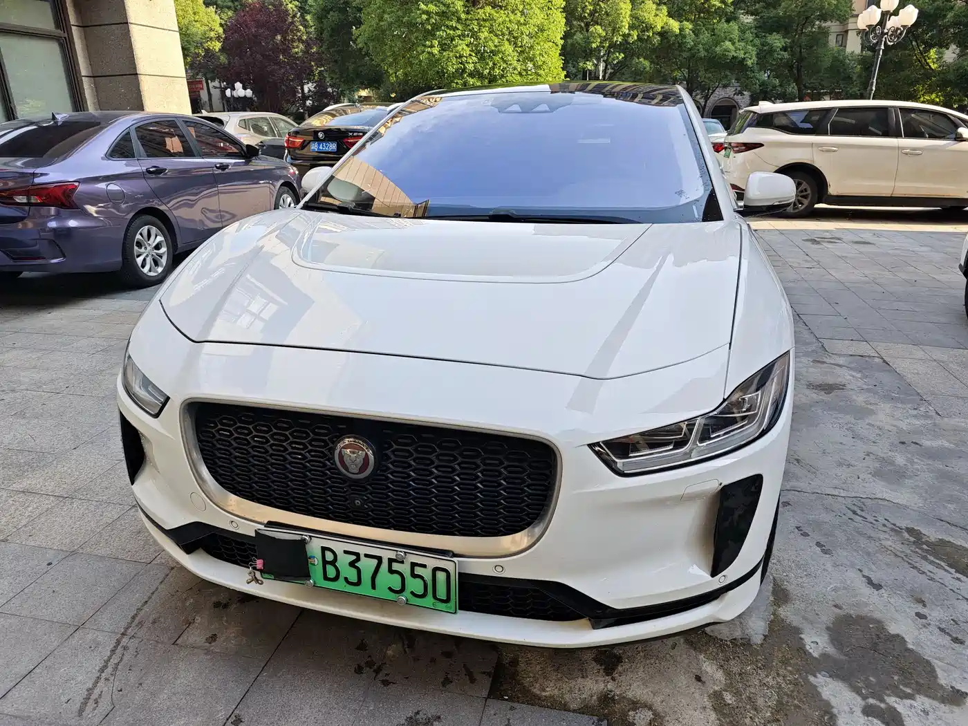 Jaguar I-PACE 2018 EV400 HSE фото 8