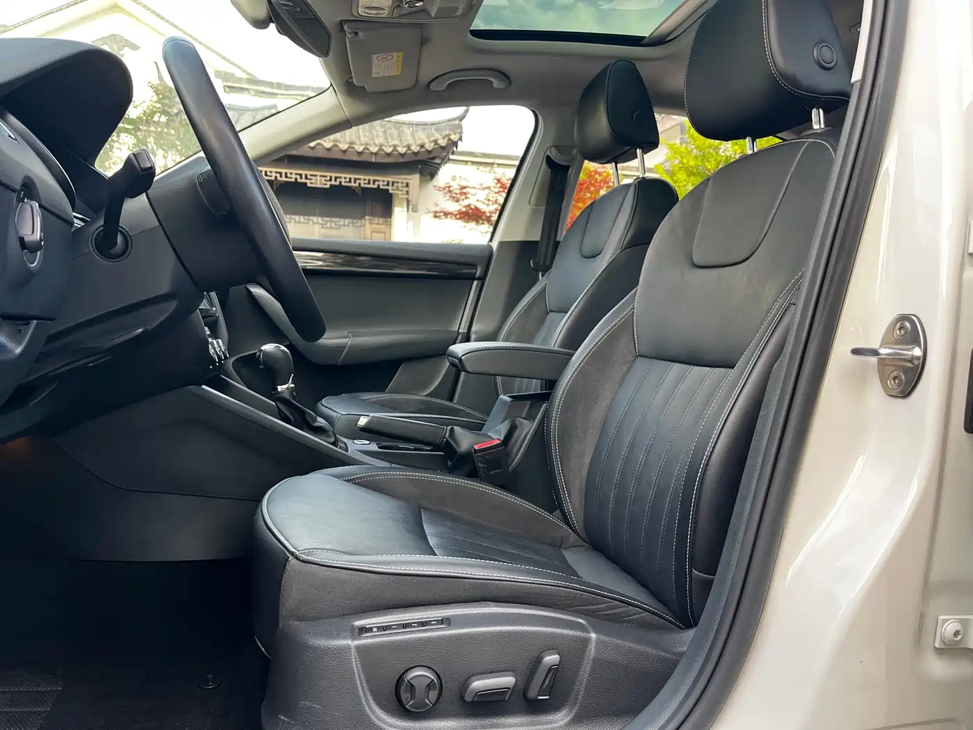 Škoda Octavia 2018 TSI280 DSG Flagship Edition фото 7