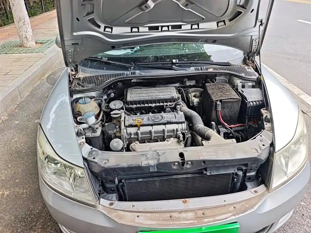 Škoda Octavia 2014 1.6L Auto Yijun Edition фото 11