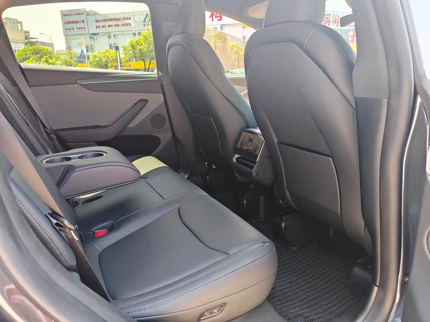 Tesla Model Y 2026 2026 Rear-Wheel Drive