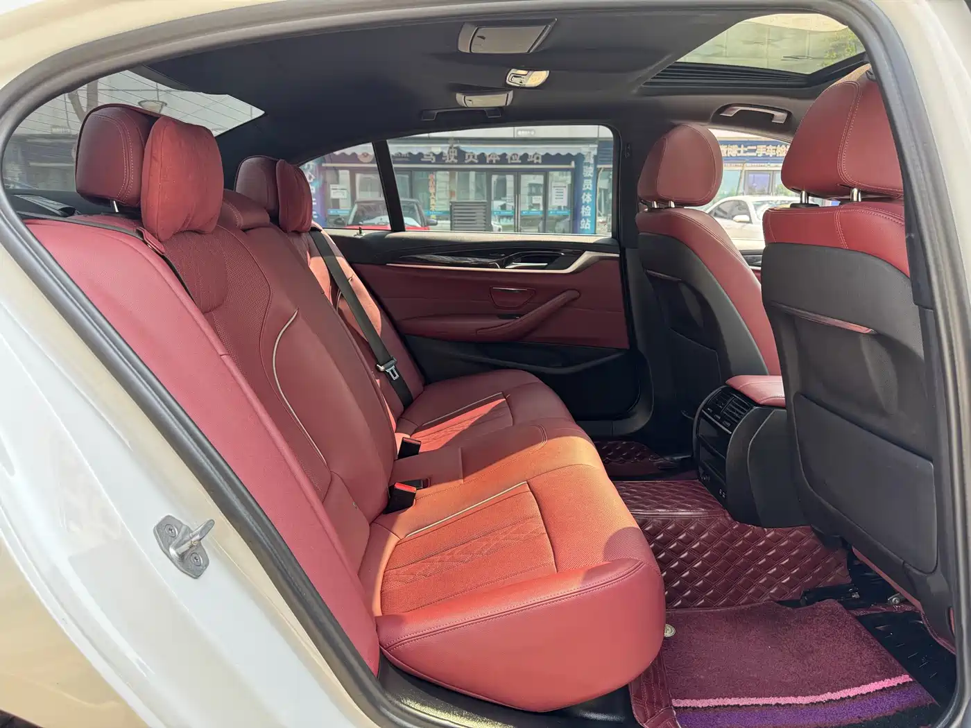 BMW 5 Series 2022 525Li M Sport Package фото 9