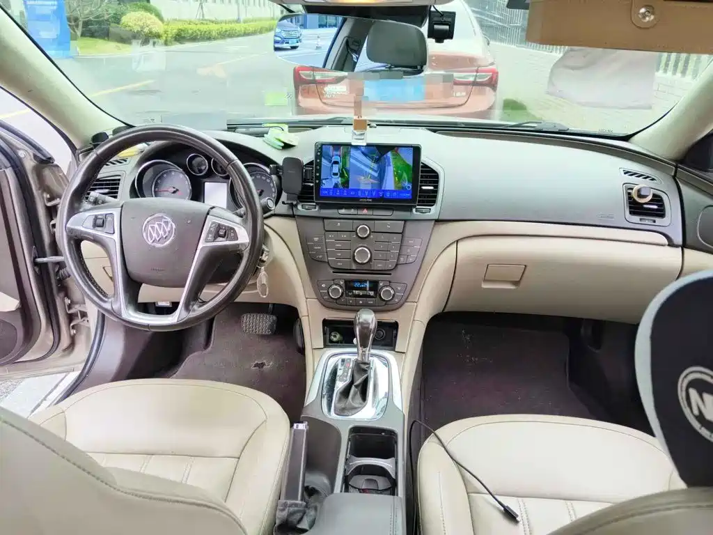 Buick Regal 2010 2010 2.0L Expo Edition