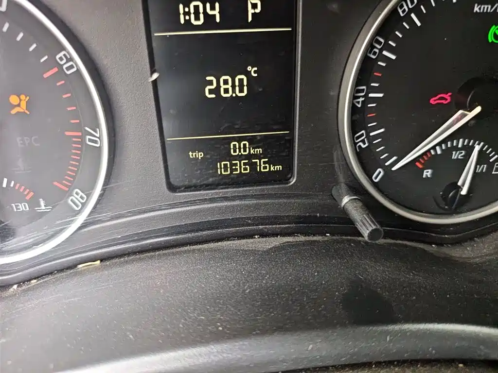 Škoda Octavia 2014 1.6L Auto Yijun Edition фото 5
