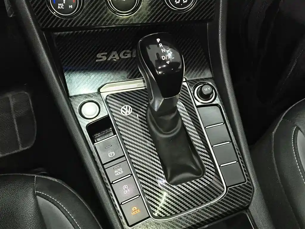 Volkswagen Sagitar 2021 200TSI DSG Comfort Smart Edition фото 10