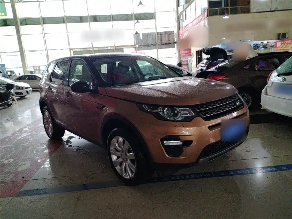 Land Rover Discovery Sport 2016 2.0T Launch Limited Edition фото 4
