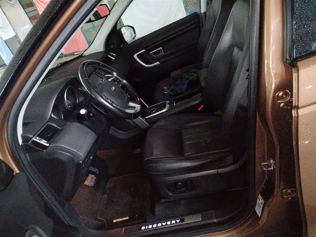 Land Rover Discovery Sport 2016 2.0T Launch Limited Edition фото 15