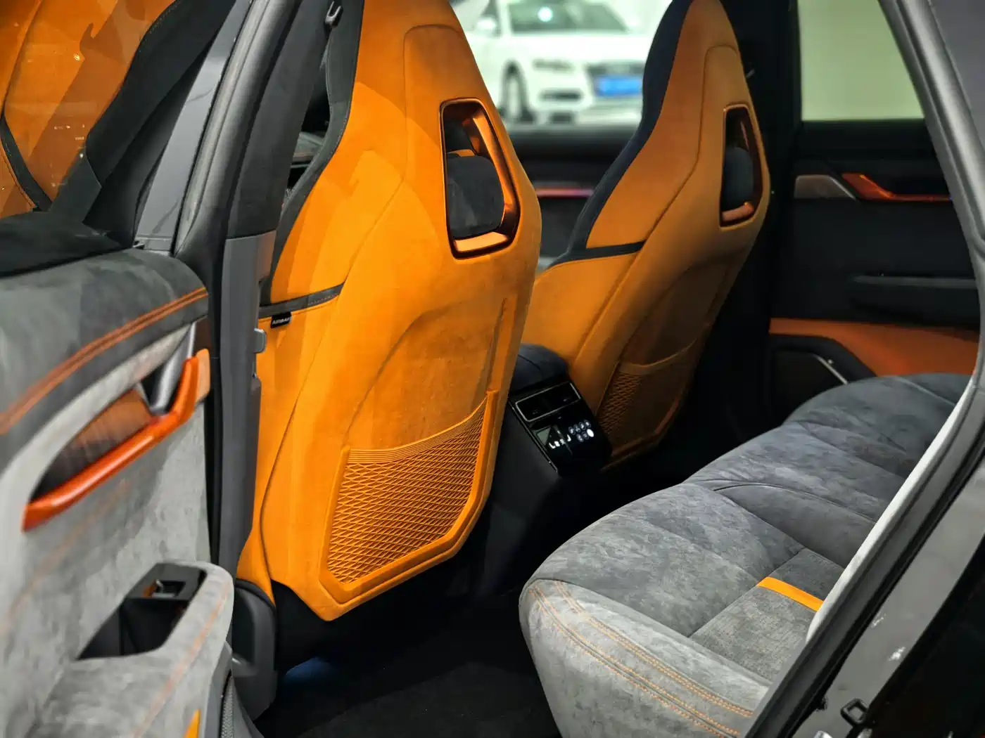 ZEEKR EXTREME KRYPTON 001