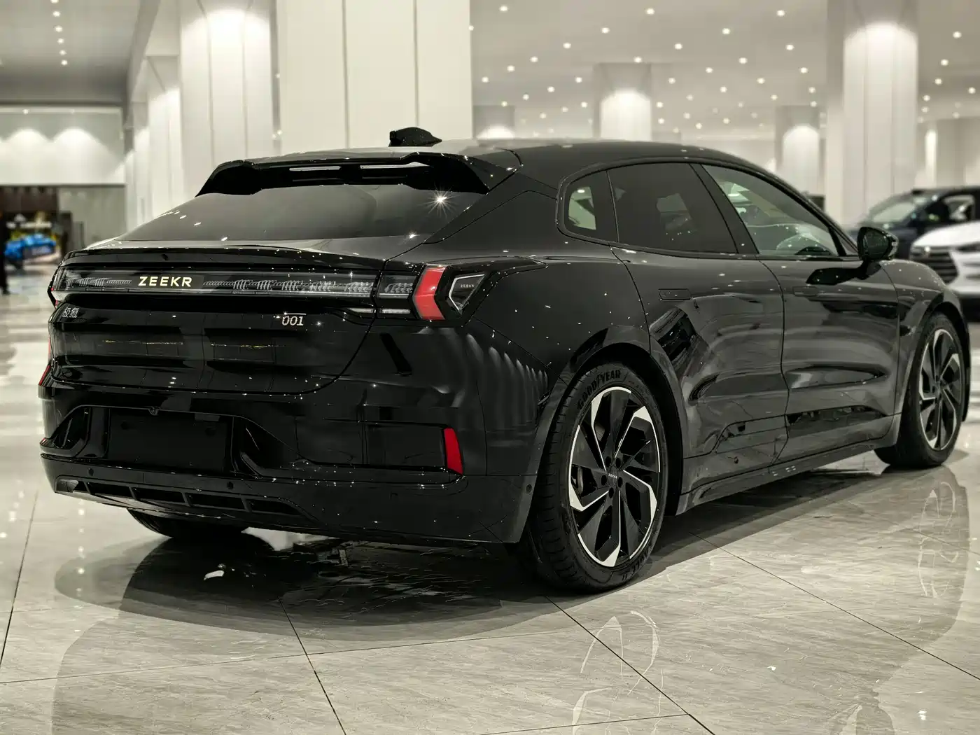 ZEEKR EXTREME KRYPTON 001