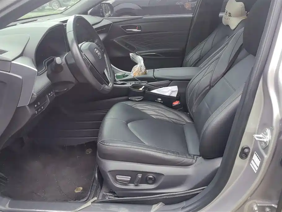 Toyota Avalon 2022 Hybrid 2.5L XLE Premium Edition фото 9