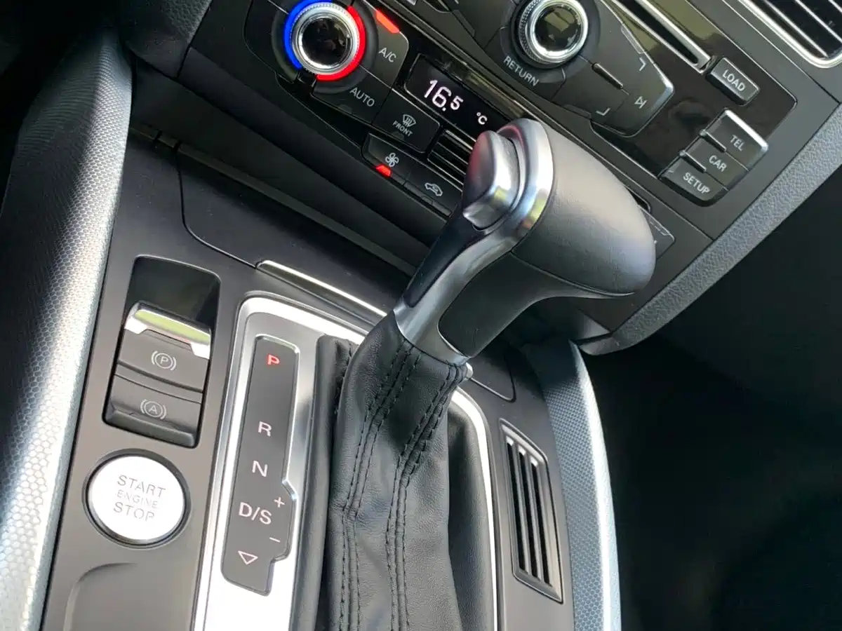 Audi Q5 2018 2018 Collector's Edition 40 TFSI Technology