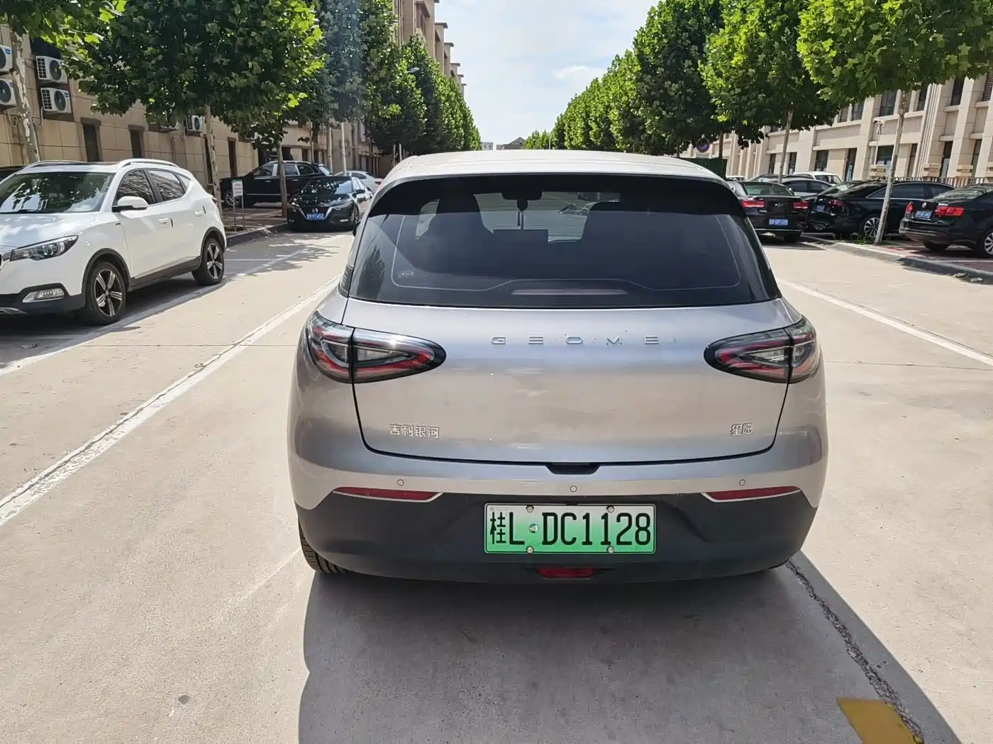 Фото 6 - Geely Galaxy Starry Wish