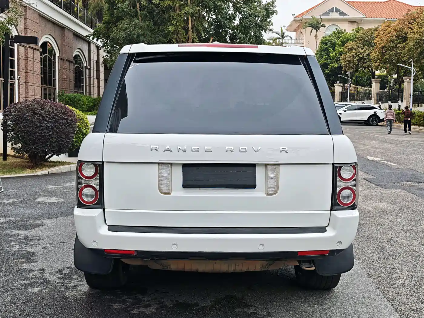 Land Rover Range Rover 2012 5.0 NA V8 фото 5