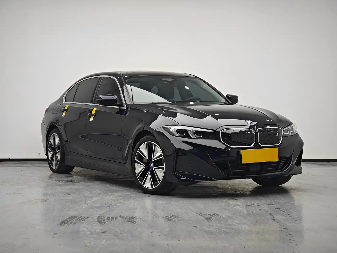 BMW i3 2022 eDrive 35 L фото 6