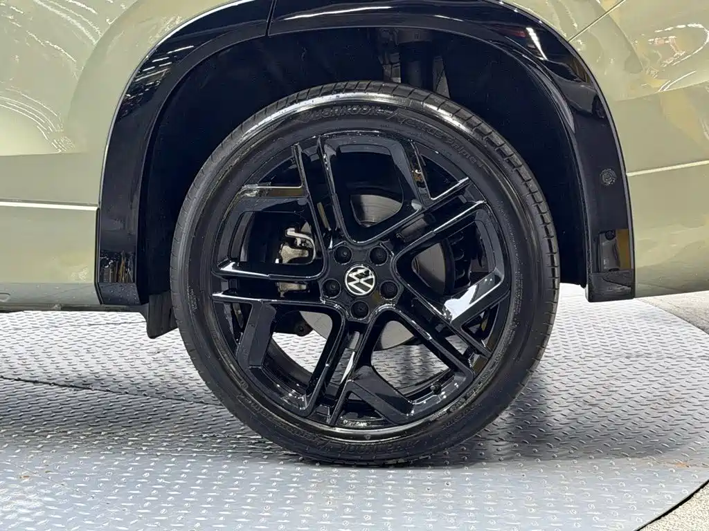 Фото 11 - Volkswagen Tayron