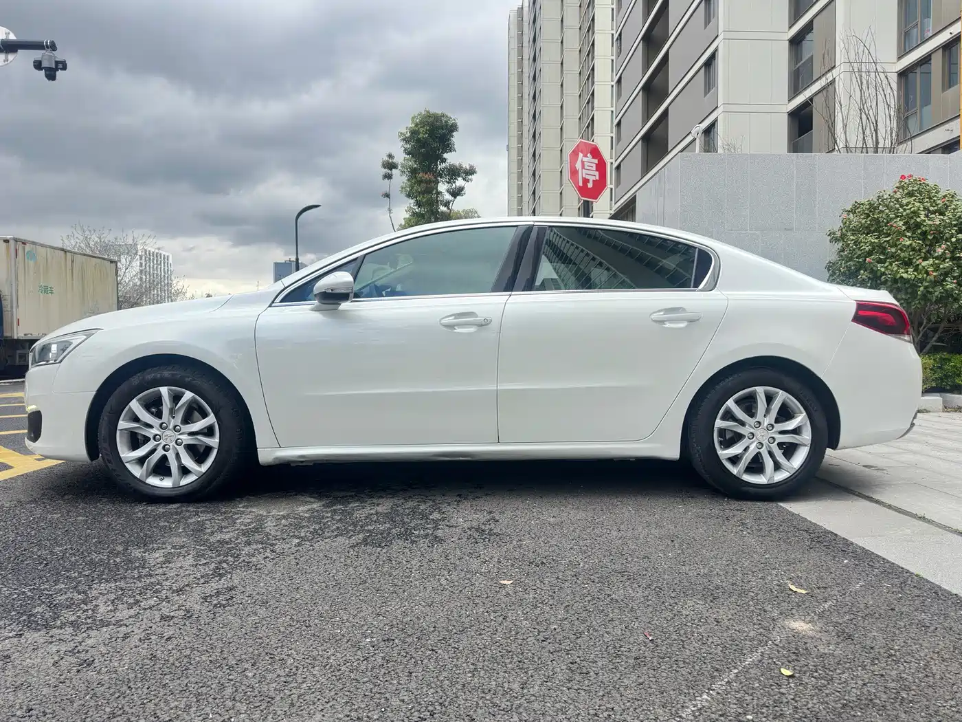 Peugeot 508 2017 2015 1.6THP Auto Excellence Edition