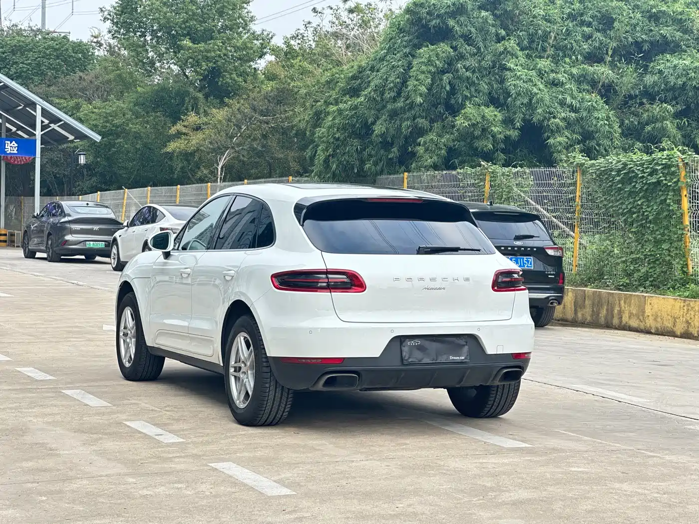 Porsche Macan 2017 Macan 2.0T фото 7