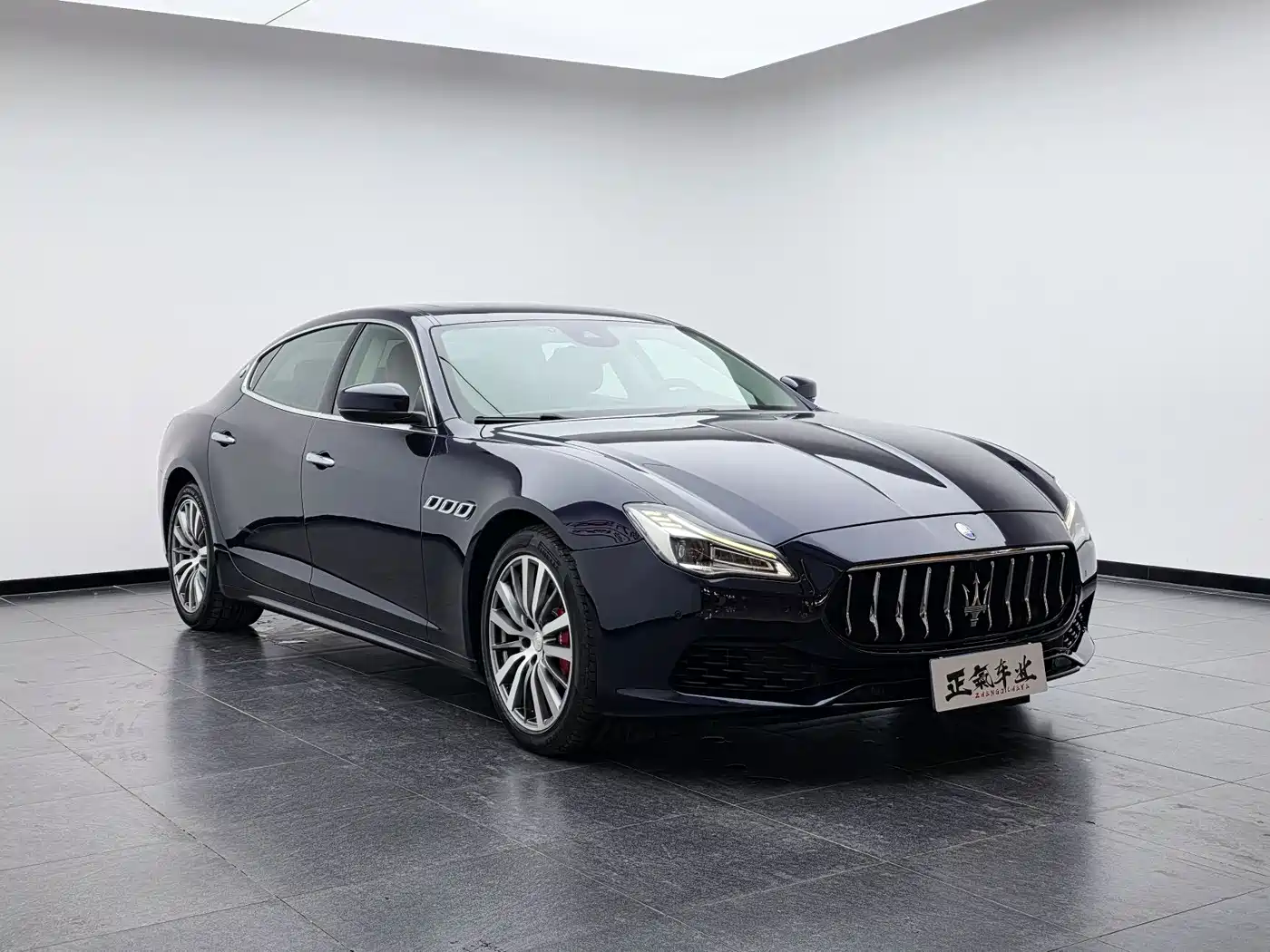 Maserati Quattroporte 2018 3.0T Standard Edition фото 3