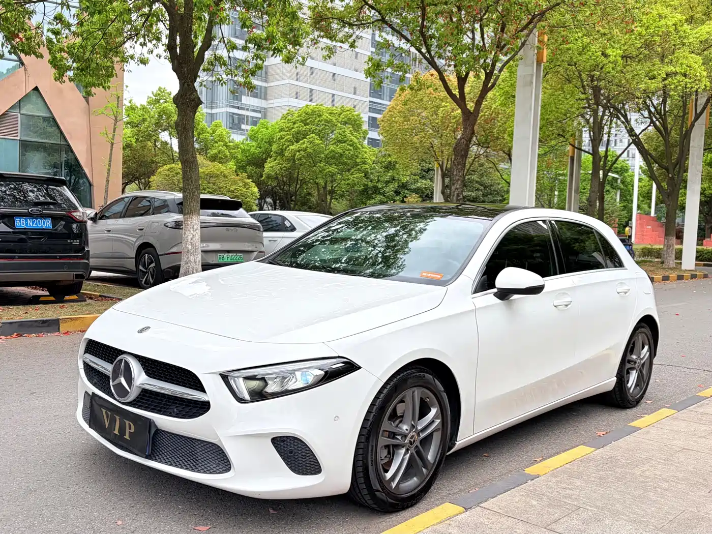 Mercedes-Benz A-Class (Import) 2019 A 200 Dynamic Version