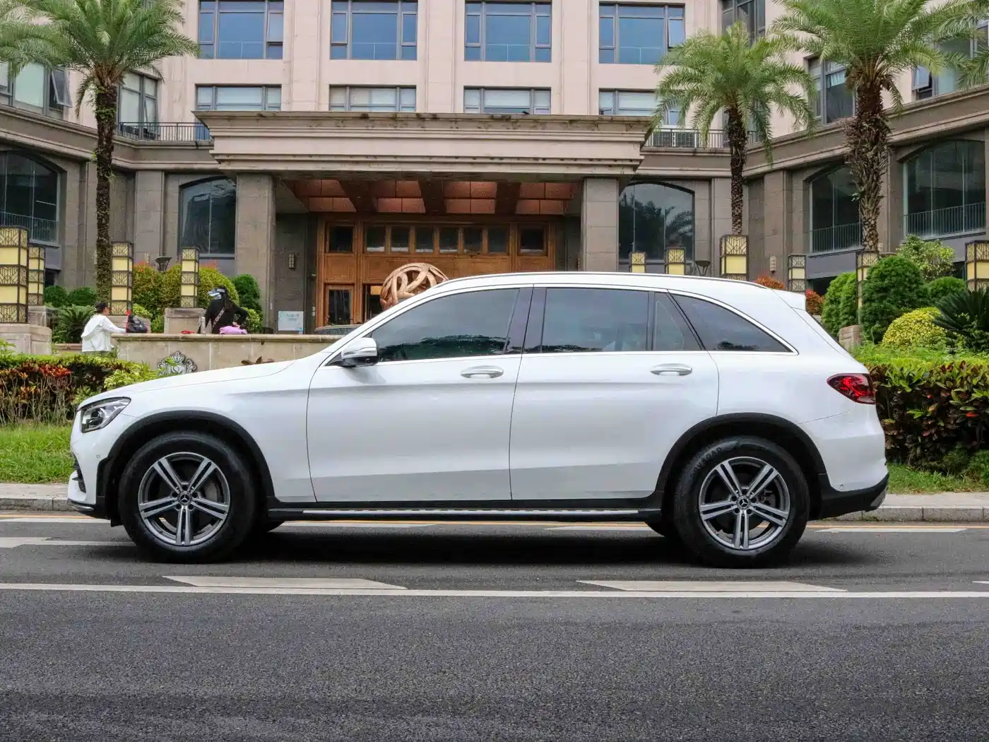 Mercedes-Benz GLC 2020 GLC 260 L 4MATIC Luxury фото 11