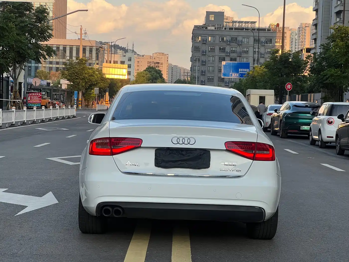 Photo 6 - Audi A4L