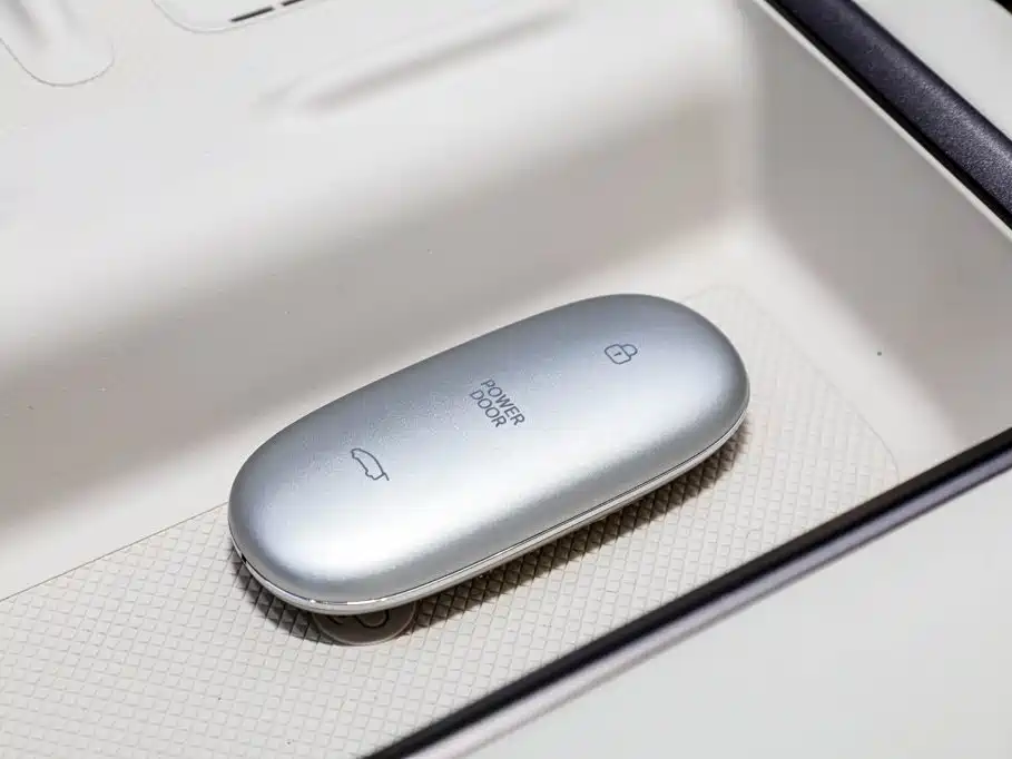 Li Auto MEGA 2025 2025 Ultra Smart Renewal Edition
