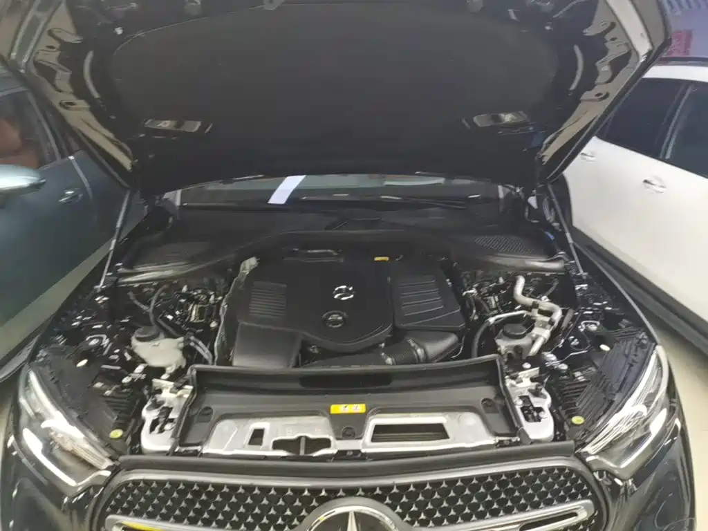 Mercedes-Benz GLC 2026 2025 GLC 300 L 4MATIC Luxury 5-seater